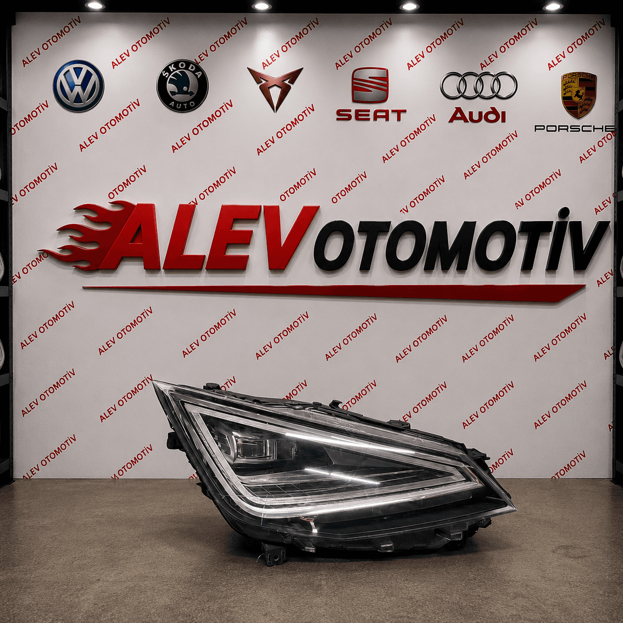 Arona LED Mercekli Sağ Far